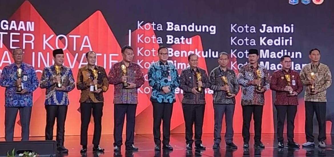 Kota Bengkulu Raih Predikat “Kota Sangat Inovatif 2025” dari Kemendagri