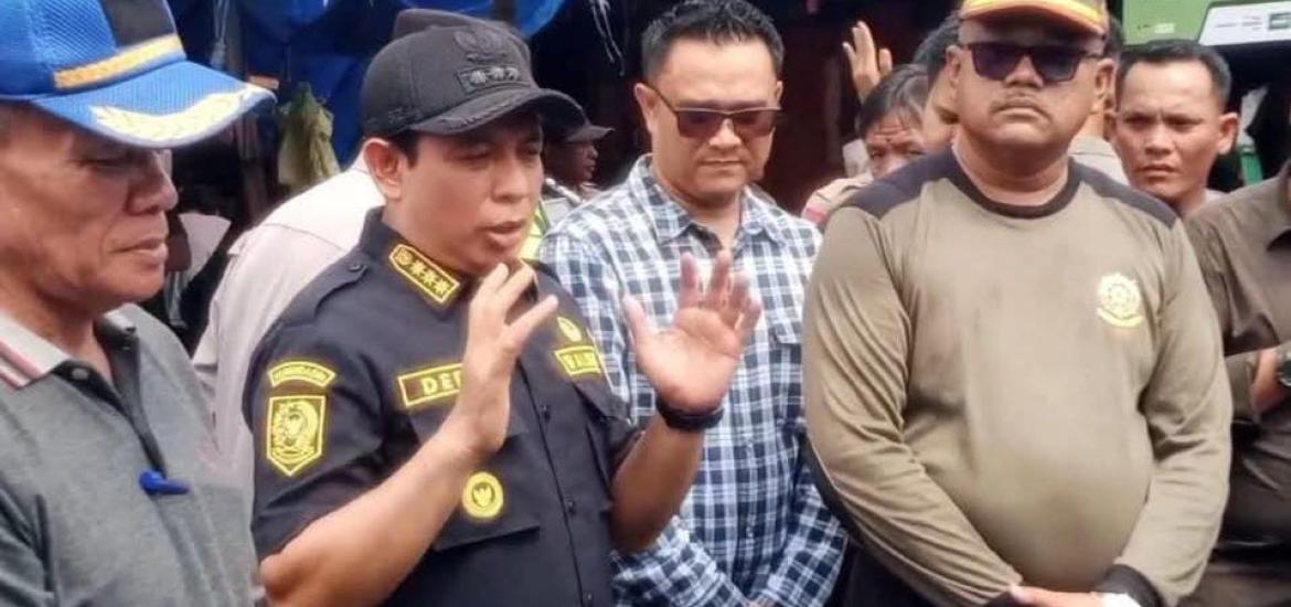 WaliKota Bengkulu Tertibkan PKL di KZ Abidin–Mega Mall, Ajak Beralih ke Pasar Resmi