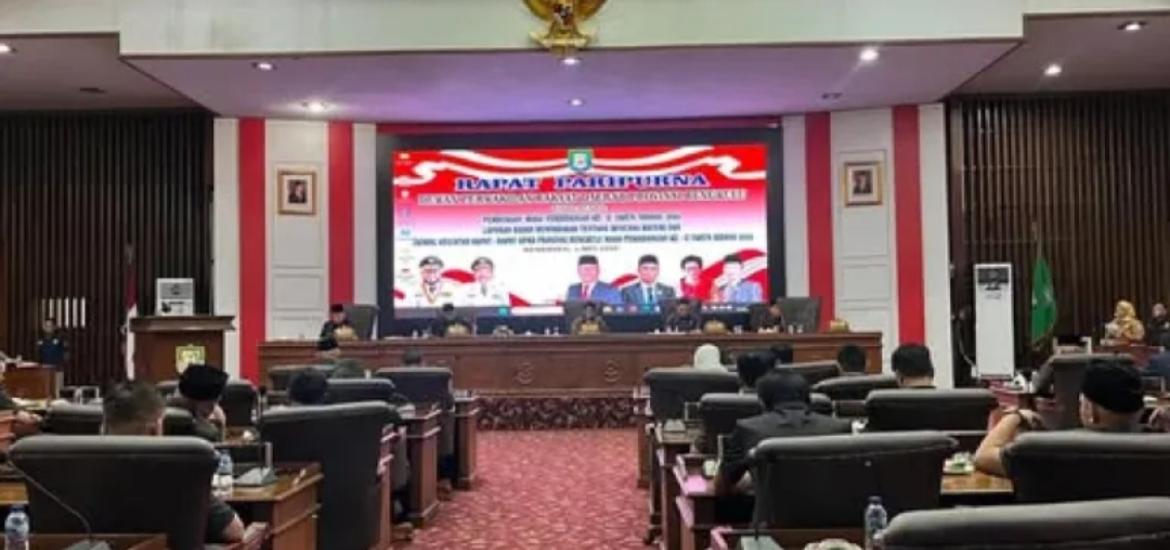 Rapat paripurna DPRD provinsi bengkulu