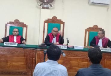 Dua terdakwa menjalani vonis di PN Tipikor Bengkulu, Selasa (10/10/2017)