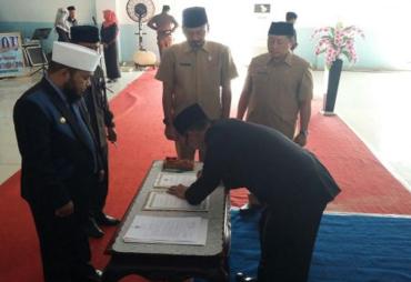 Pelantikan Sjobirin Hasan sebagai Direktur Perusahaan Daerah Air Minum (PDAM) Tirta Dharma Kota Bengkulu