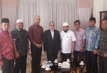 Walikota Bengkulu Helmi Hasan saat menyambangi kedutaan Iran