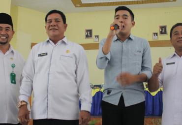 Sekda  Bengkulu Utara Dr.Haryadi,S.Pd,MM,M.Si, Kepala Dinas Pendidikan Margono,S.Pd, Kepala Dinas Pariwisata H.Mustarani dan Tomy Dananjaya (Sumber Foto : mediacenter.bengkuluutarakab.go.id)