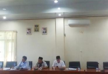 Hearing Komisi III DPRD Kota  dengan  PGRI dan Guru Honorer Terkait Tuntutan TPP dan Revisi Perda