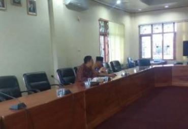 Dewan kota menanggapi keluhan warga teluk sepang