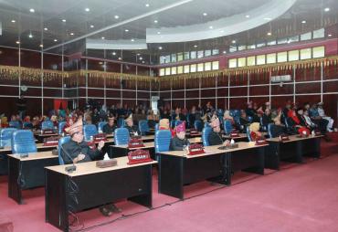 Anggota DPRD Kota Bengkulu mengikuti paripurna istimewa