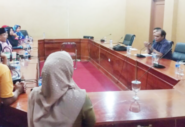 Dewan Kota Bengkulu Hearing bersama wali murid SDN 7 Kota Bengkulu, Senin (23/4/2018)