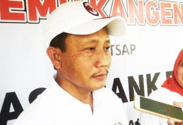 Direktur Utama Bank Bengkulu Agusalim saat memberikan keterngan pers
