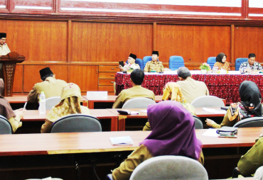 Rapat Pengisian Daftar Isian Urusan Pemerintah Provinsi dan Kota Bengkulu Bersama KemenPAN-RB, di Ruang Pola Provinsi Bengkulu, di Ruang Pola Provinsi Bengkulu, Selasa (08/05/2018)