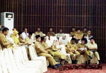 -- Jajaran OPD Provinsi Bengkulu mengikuti rapat paripurna --