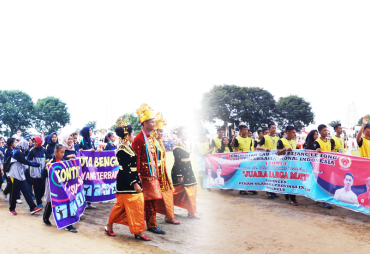 -- Perwakilan Kontingen dari Kabupaten se-Provinsi Bengkulu hadidr dalam pembukaan Porprov ke IX --