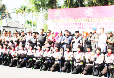 Polda Bengkulu menggelar Upacara memperingati Hari Ulang Tahun (HUT) Polisi Wanita (Polwan) ke -70