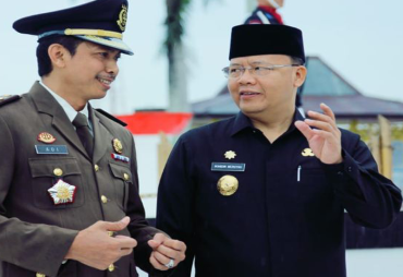 Plt Gubernur Rohidin Mersyah saat peringatan Hari Pahlawan