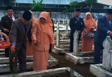 Kemenag Provinsi Bengkulu Ziarah Makam Pahlawan