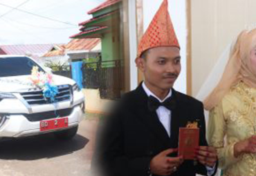 Warga Kelurahan Tengah Padang Kta Bengkulu gunakan aplikasi HD OTO untuk menikah