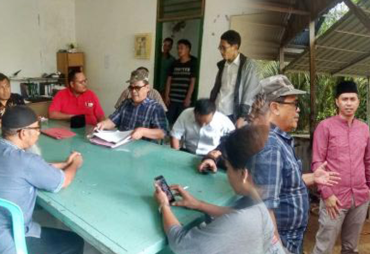 Komisi I dan II DPRD Provinsi bersama masyarakat AIr Napal Bengkulu Utara