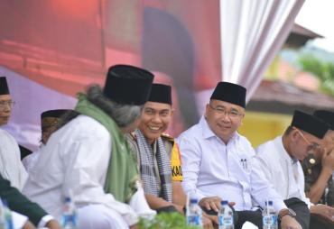Mendes PDTT Eko Putro Sandjodjo menghadiri istighasah dan tabligh akbar bersama ribuan masyarakat di Kabupaten Lebong