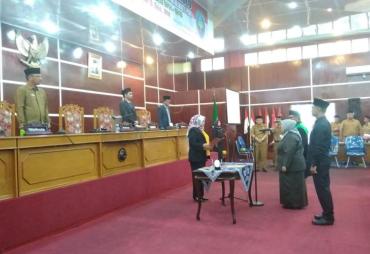 Rapat Paripurna Istimewa Ke 2   dengan agenda Pergantian Antar Waktu Suhartini
