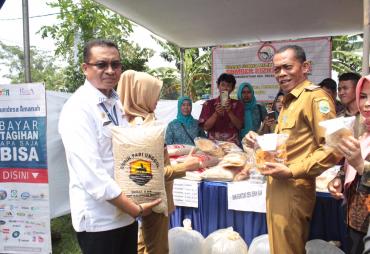 Pameran prukades dari 20 BUMDes unggulan di Kabupaten   Subang