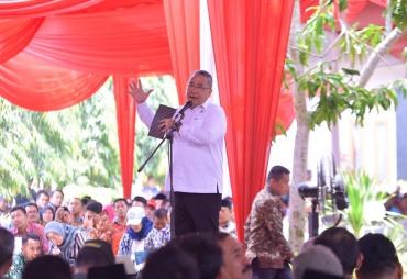 Mendes PDTT,  Eko Putro Sandjodjo saat memberikan sambutan