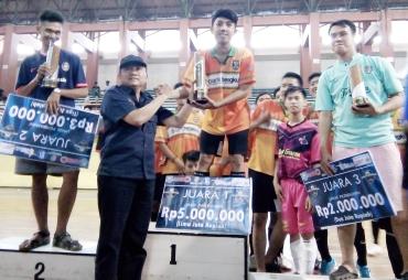 Juara Turnamen Futsal Piala Gubernur Bersama AMBO
