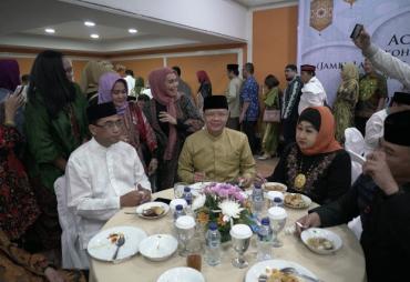 Gubernur Bengkulu Rohidin Mersyah Buka Bersama dengan Menteri Perhubungan
