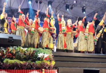Tari Kreasi oleh SMKN 5 kota bengkulu
