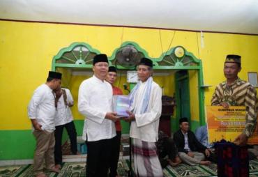 Gubernur Apresiasi Semangat Warga Memakmurkan Masjid