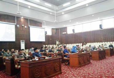 Paripurna Penyampaian Dua Raperda Usulan Gubernur Bengkulu
