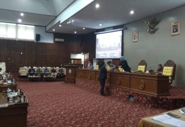 Paripurna DPRD Provinsi Bengkulu membahas Raperda BUMD