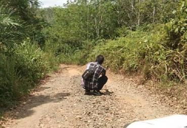 Jalan di Kecamatan Air Padang lama tak tersentuh pembangunan