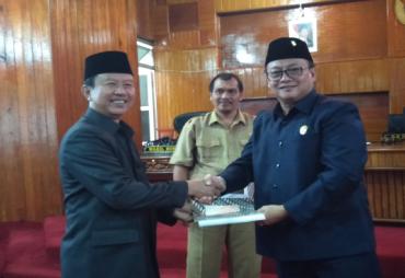 Paripurna Pembentukan 3 Pansus 