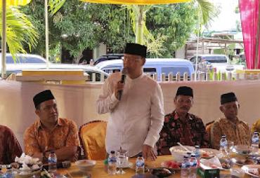 Gubernur Rohidin saat kunker di Kecamatan Ketahun Bengkulu Utara