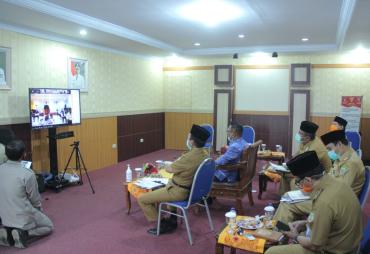 Vicon Rapat pertama Gugus Tugas Covid-19