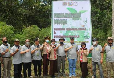 Penanaman pohon bersama peringati Hari Harimau Sedunia