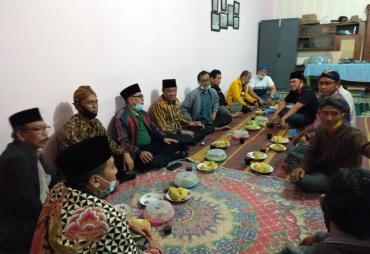 Silaturahmi Rosjonsyah dengan masyarakat Jawa di Kabawetan