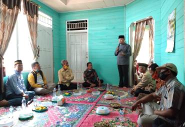 Rohidin saat silaturahmi di Desa Ulok Kupoi Kecamatan Napal Putih Bengkulu Utara