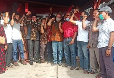 Rosjonsyah bersama kader PDIP Bengkulu Selatan