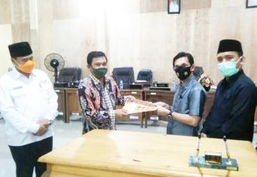 Rapat Paripurna DPRD Mukomuko