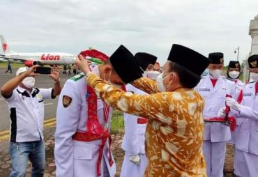 Hamka Sabri menjemput Paskibraka Nasional  2021 Perwakilan Provinsi Bengkulu