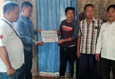 Penyerahan Bansos