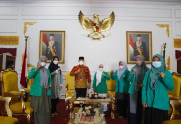 Gubernur Rohidin Apresiasi Semangat Fatayat NU dalam Mendukung Pengembangan Daerah