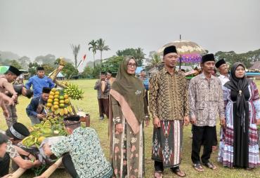 Sedekah Bumi Desa Air Sempiang