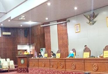 Paripurna Pandangan Umum Fraksi DPRD Provinsi Bengkulu Terkait APBD-P 2022