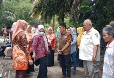 BPBD Provinsi Bengkulu Salurkan Sembako Kepada Masyarakat Terdampak Banjir