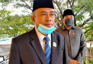 Ketua DPRD Kota Bengkulu Suprianto