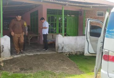 Terima Laporan Warga, Dinsos Kota Bengkulu Langsung Evakuasi ODGJ di Kampung Kelawi