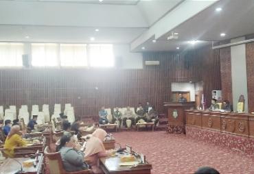 DPRD Provinsi Bengkulu Gelar Paripurna Penyampaian LHP Pansus Atas Raperda Tentang Pajak Daerah dan Retribusi Daerah