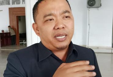 Ketua Komisi I DPRD Provinsi Bengkulu Dempo Xler