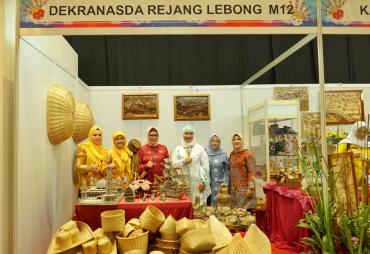 Dukung Produk Lokal Terus Berkembang, Derta Rohidin…
